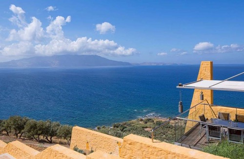 Kolymbari Villa | Villa ∙ 2 bedrooms ∙ 5 guests