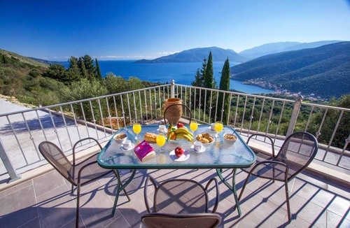 Aetos Villa | Villa ∙ 3 bedrooms ∙ 6 guests