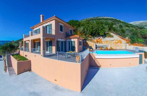 Aetos Villa | Villa ∙ 3 bedrooms ∙ 6 guests