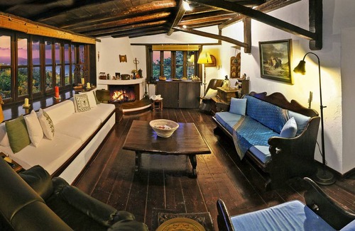 Paralia Porovitsis Villa | Villa ∙ 4 bedrooms ∙ 8 guests