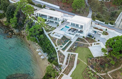 Achladies Villa | Villa ∙ 7 bedrooms ∙ 14 guests