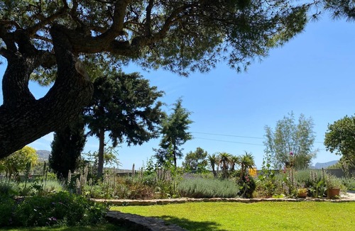 Porto Rafti Villa | Villa-agave , by the sea in Porto-rafti Outside Athens