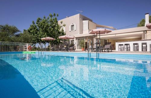 Mathes Villa | Villa Almyros 5 Bedroom Luxurious Villa close to the beach