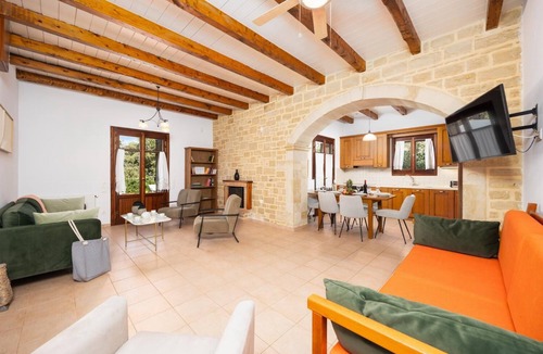 Prines Villa | Villa Aloe - Three Bedroom Villa, Sleeps 8