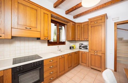 Prines Villa | Villa Aloe - Three Bedroom Villa, Sleeps 8