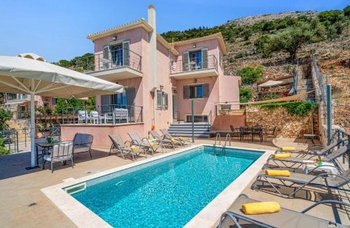 Agia Efimia Villa | Villa Amore Sunrise by Villa Plus