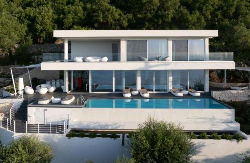 Nisaki Villa | Villa Anax