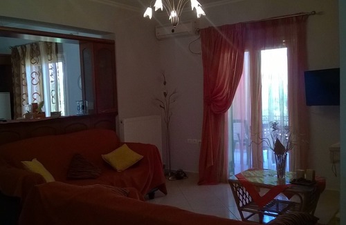 Karavomylos Villa | VILLA ANDREAS Family- friendly & friends- friendly