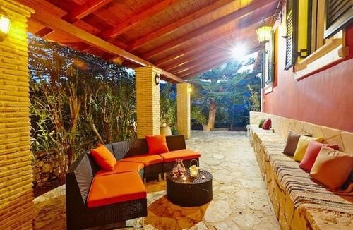 Agia Marina Villa | Villa Anemelia