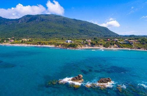 Agios Matthaios Villa | Villa Angela