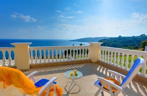 Pesada Villa | Villa Anna Rebecca