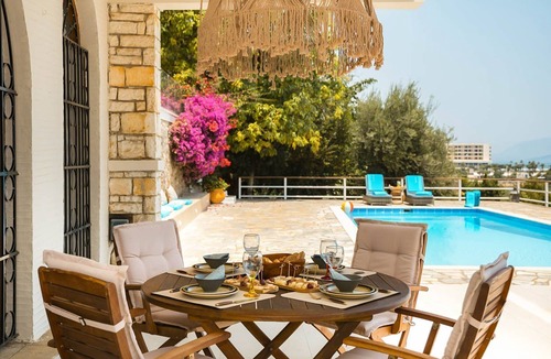 Kommeno Villa | Villa Anser - Four Bedroom Villa, Sleeps 10
