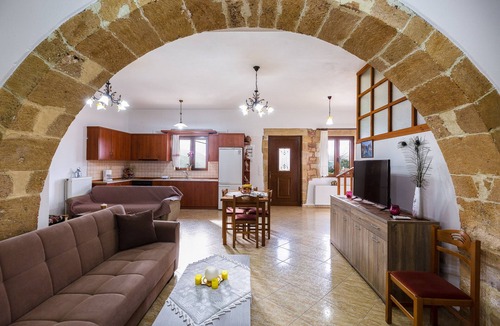 Monopari Villa | Villa Antheon - Three Bedroom Villa with Private Pool