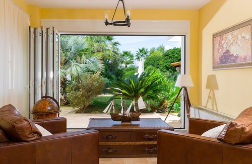 Sissi Villa | Villa Aphrodite 5-bed villa with heated pool and exotic garden