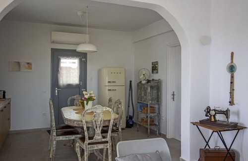 Psarou Villa | Villa Artemis (Holiday Home, Agios Lazaros Mykonos)