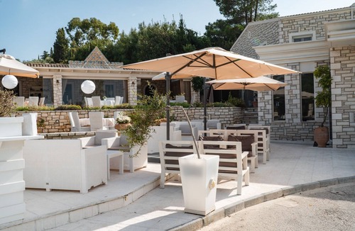 Agios Spyridon Corfu Villa | Villa Artemis - Swimming Pool