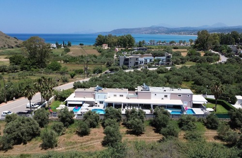 Georgioupolis Villa | Villa Astro- Less than 5-Min Walk to Kalivaki Beach with private pool