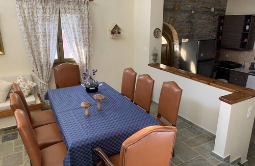 Kea Villa | Villa ATHENA - five bedroom villa with private pool - winery -barbecue - helipad