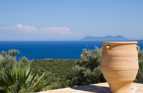 Sivota Villa | Villa Atokos - infinity pool on sea view with magic sunrise