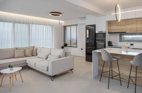 Agia Pelagia Villa | Villa Avenia, Divine Sea Views, Private Pool, Furnished Terrace, BBQ facilites,.