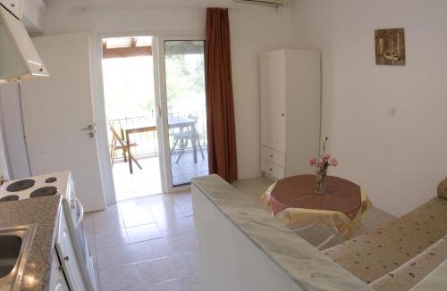 Kato Korakiana Apartment | Villa Avra
