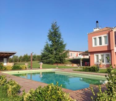 Drama Villa | Villa AVRA