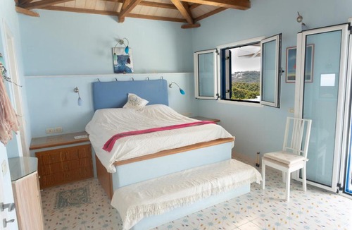 Votsi Villa | Villa Azul - A Timeless Retreat Above the Aegean