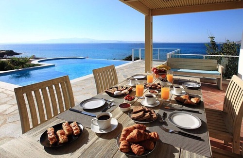 Maragas House | Villa Azure with Pool & Sea View – 3BR, 6 Guests