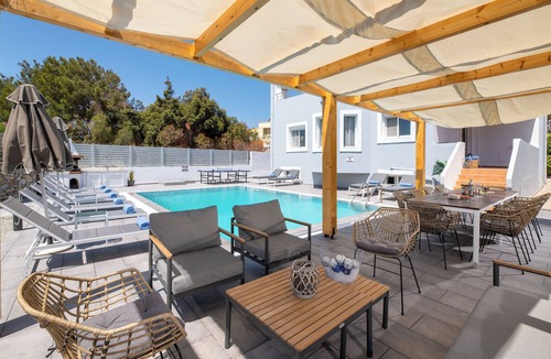 Kiotari Villa | Villa Bella, 5 bedrooms with Private Pool, Hot Tub, Games Room near to beach