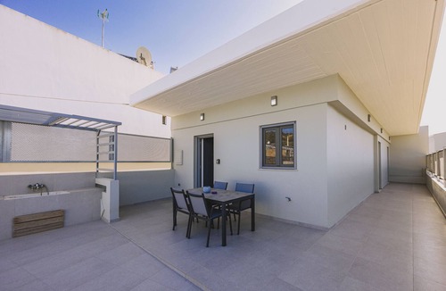 Monopari House | Villa Bella Gonia