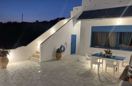 Makry Gialos Villa | Villa "Blue Sea" with Sea View, Terrace & Wi-Fi
