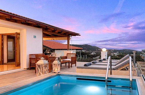 Vathi House | Villa Carolina Privater Pool by Interhome