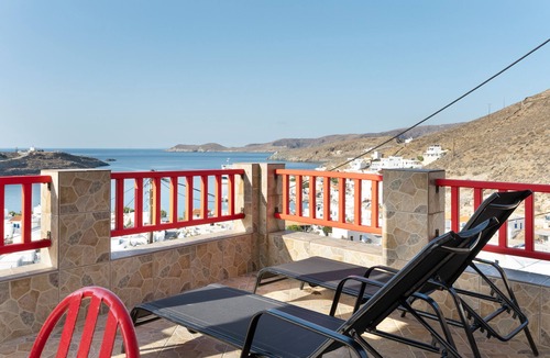 Merichas Villa | Villa 'Christina 2 Kythnos' with Sea View, Wi-Fi and Air Conditioning