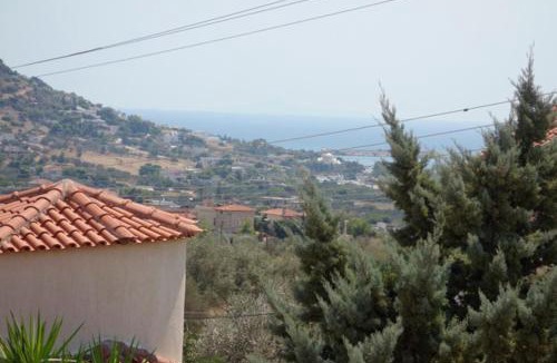 Kropia House | Villa Dendron