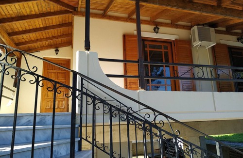 Corfu Town Villa | Villa Dimitris in Afra Village