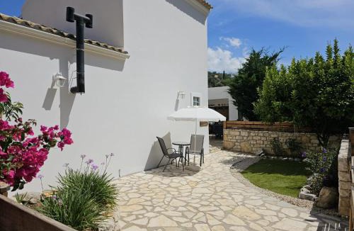 Petaleia Villa | Villa dionysus