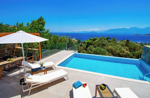 Agios Nikolaos Villa | Villa Driros | 4 Βedroom Complex Villas