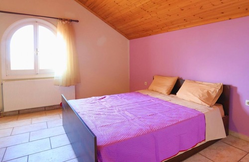 Petaleia Villa | Villa Eftihia in Nymfes