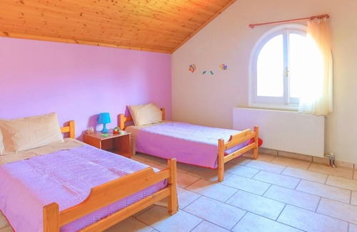 Petaleia Villa | Villa Eftihia in Nymfes