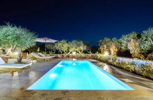 Sternes Villa | VILLA ELAIONAS