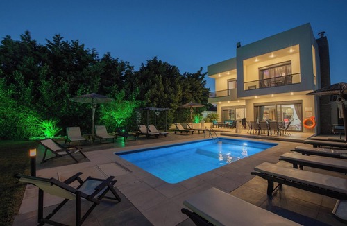 Filerimos Villa | Villa Elena with private pool