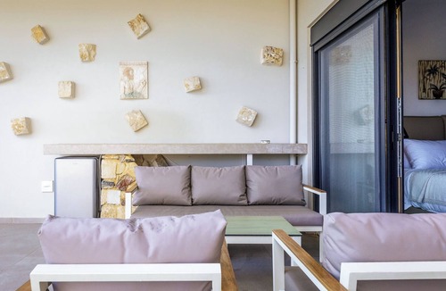 Mariou Villa | Villa Elysian is a spacious villa for 8 people