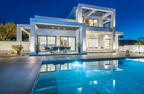 Psarou Villa | Villa Elysian - Three Bedroom Villa, Sleeps 6