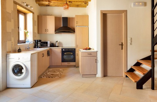 Makhairoi Villa | Villa Erontas-luxurius villa with private heated jacuzzi