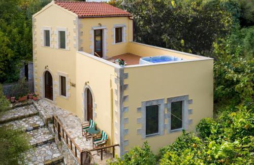 Provarma Villa | Villa Erontas -Private heated jacuzzi and mini pool