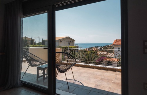 Palaia Fokaia Villa | Villa Eve, Next to the Temple of Poseidon. Private Pool next to the beach