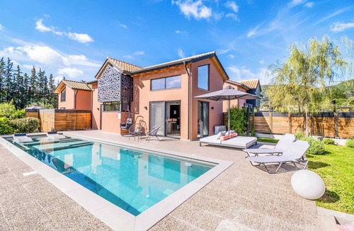 Lygia Villa | Villa Fire - Two Bedroom Villa, Sleeps 4