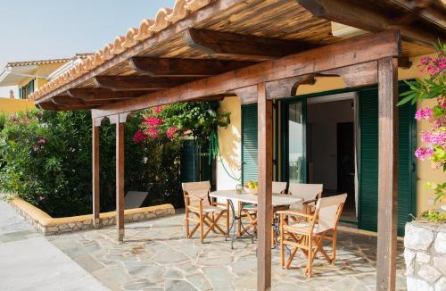 Marathias Apartment | Villa Flisvos