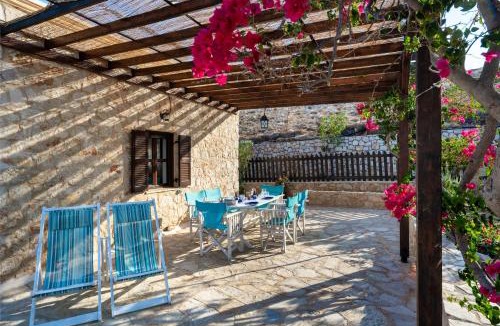 Halki House | Villa Ftenagia