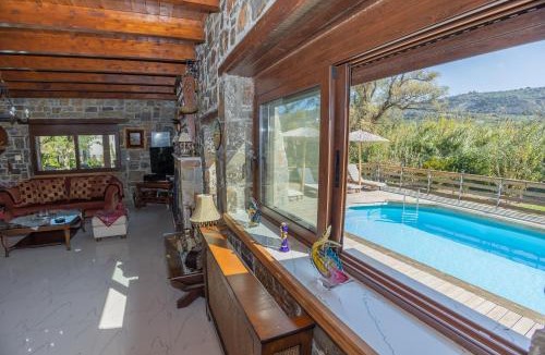 Dhafnes Villa | Villa Galateia